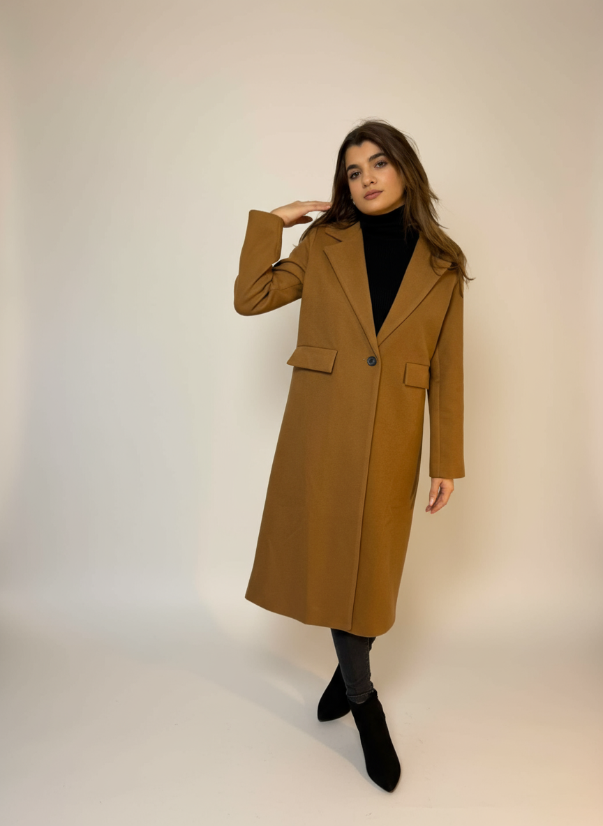 Manteau intemporel &agrave; manches longues camel