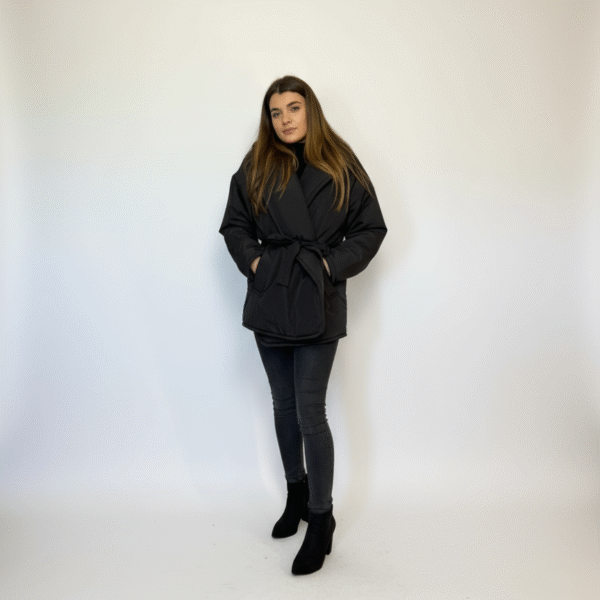 Doudoune courte chic noir